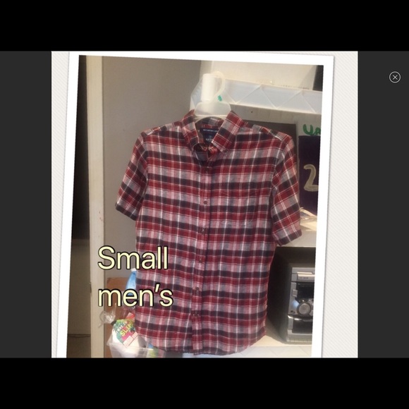 Old Navy men’s shirts- 2 pack both small - Picture 2 of 3